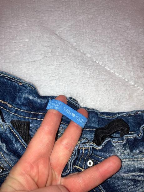 Riflové sukňa, 104