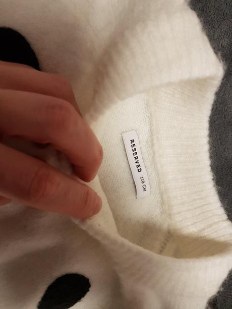 Sveter, reserved,110