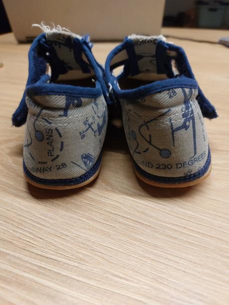 Papučky beda, beda,27