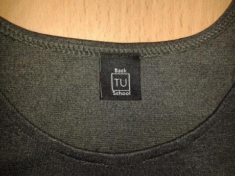 Sive satky so srdieckom, tu,128