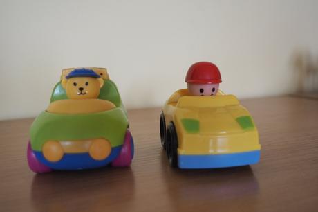 Baby plastové autíčka, 