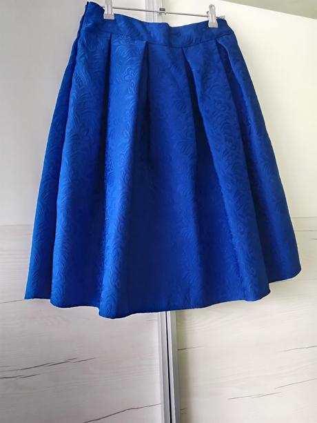 Modrá midi sukňa s kvetinovým vzorom, s