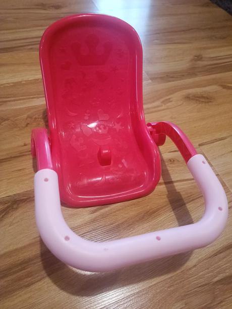 Stolička na kŕmenie alebo nosic pre babiku, 