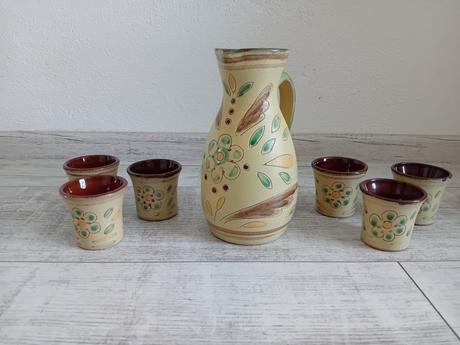 Keramická suprava džbán a 6 pohárikov, 