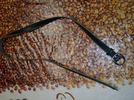 Dámsky koženkovy opasok, 