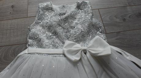 Šaty, veľ. 150, 152