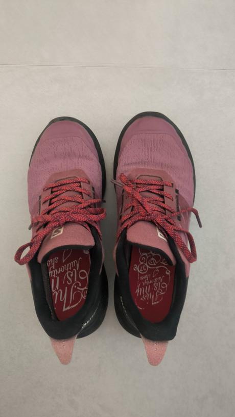 Gore tex salomon nosene, salomon,37