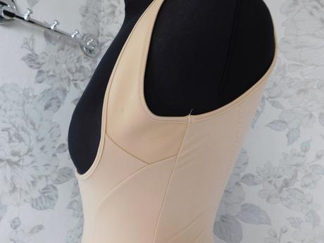 Luxusne stiahovacie tielko/top, 40