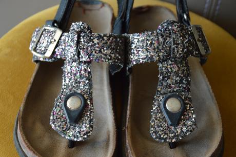 Sandálky na dvor, reserved,33