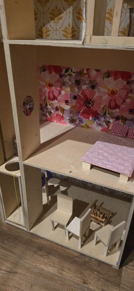 Domček pre bábiky, 