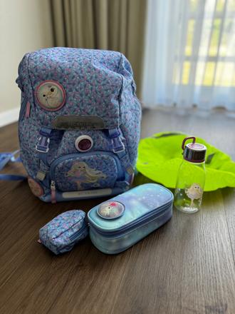 Skolska taska backman s prislusenstvom, 