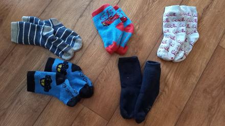 Teplé ponožjy hrubé 23 až 26 0,60eur par, 25