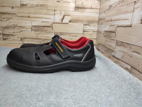 Wintoperk 45 - pánska celokožená bezpečnostná obuv, 45