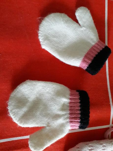 Rukavicky 3 pary - 2- 4 mesiace, age,68