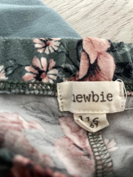 Newbie setik leginy a tričko, newbie,116