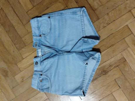 Rifľové šortky, zara,164