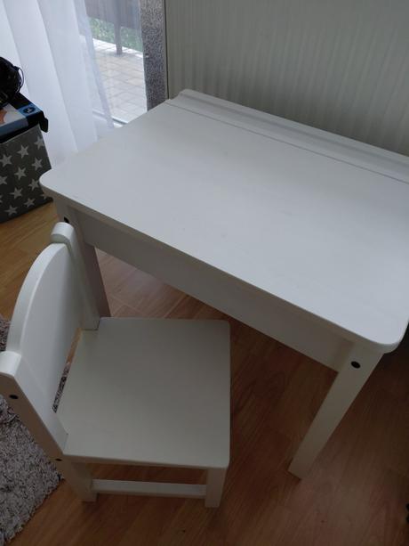 Detsky stolik a stolicka (set), 
