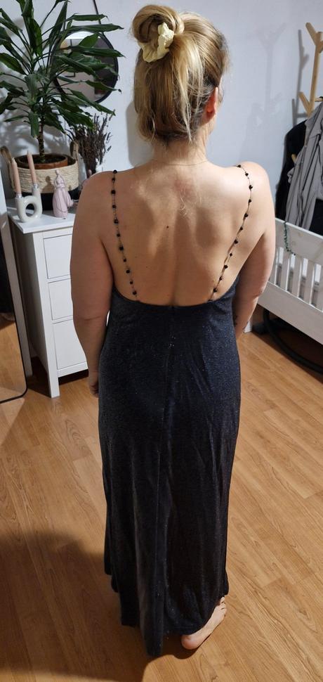 Spoločenské šaty, l