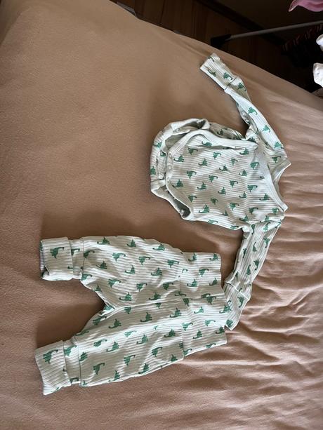 Predám oblečenie po dcérke, 50–62