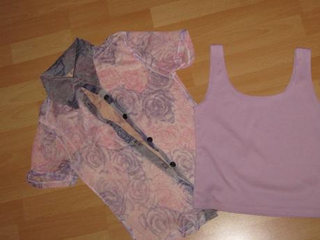 Košielka s tričkom s kvetinkami, s