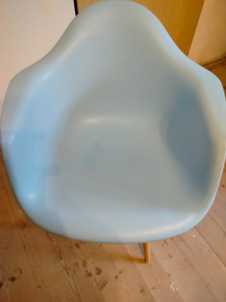 Jedálenská stolička, 