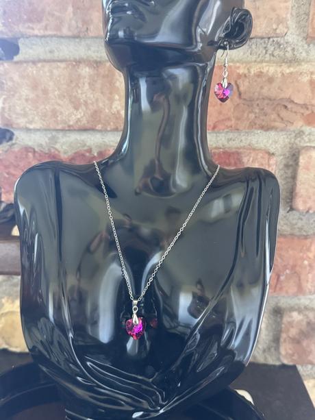 Set náušnice + retiazka s príveskom,