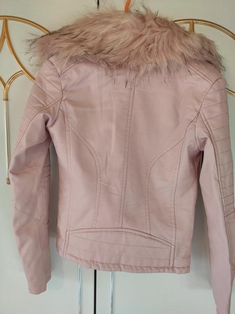 Krásna  koženková  bundička s kozusinkou aj bez, 152