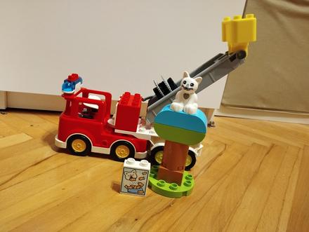 Lego duplo-hasičské auto, 