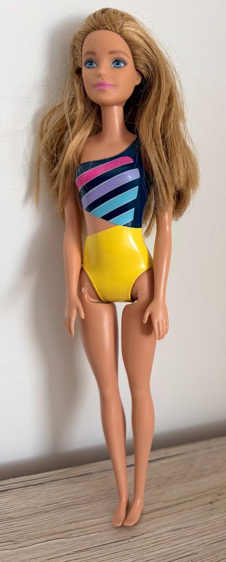 Barbie water play, 