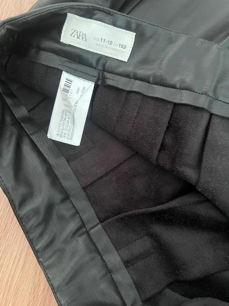 Koženková suknička, zara,152