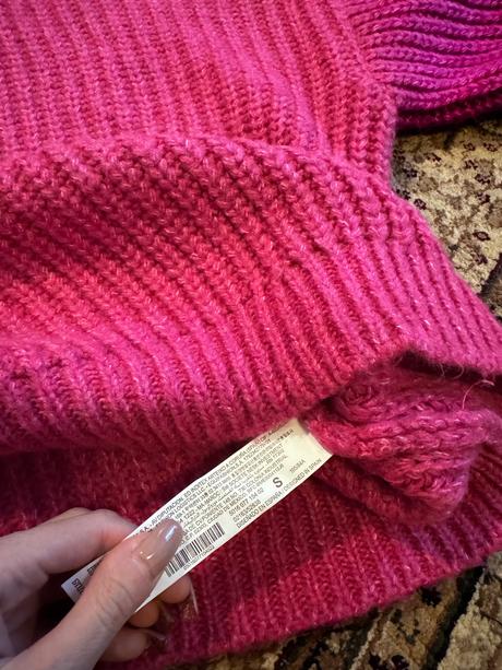 Ružový sveter, stradivarius,s