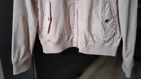 Prechodná bunda, 38