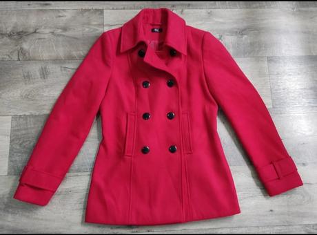 Červený kabátik, f&f,s