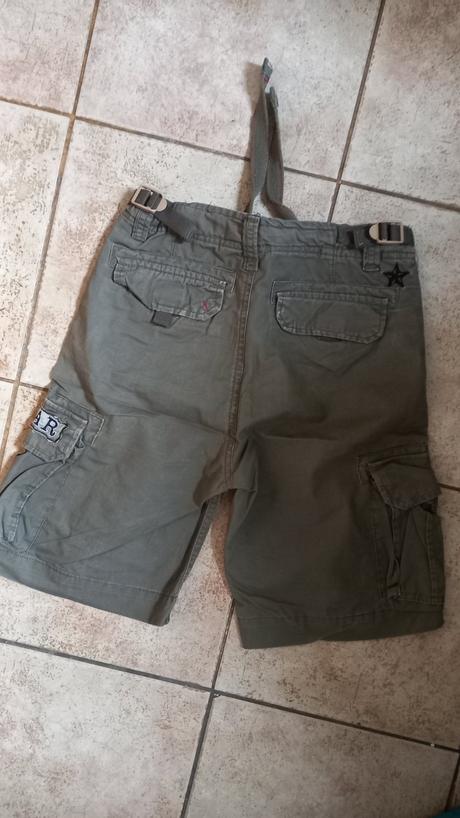 .kraťasy 9-10r, no fear,134