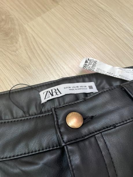 Zara nové kožene straight čierne nohavice, zara,m