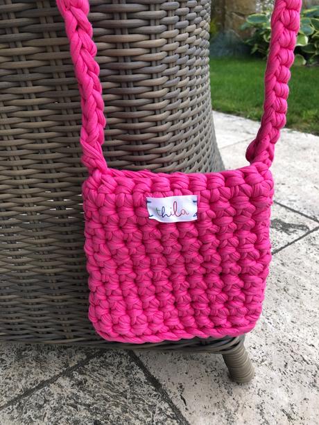 Háčkovaná kabelka, 