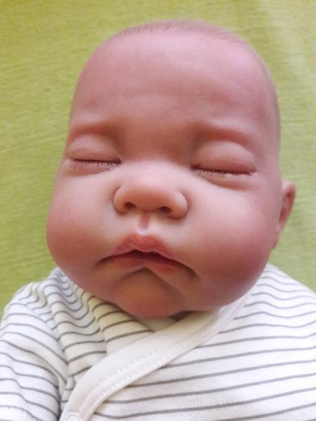 Reborn - spiaca realistická bábika - ako živá, 