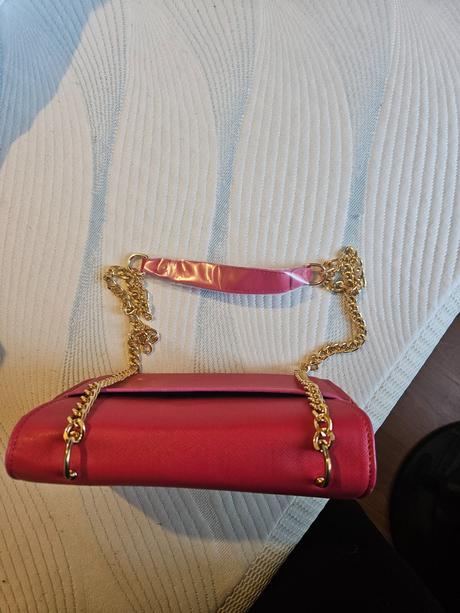 Crossbody kabelka penazenka, guess