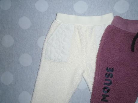 2 x teplé tepláky na 2 až 3 roky, disney,98