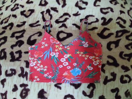 Cerveny kvetovaný top znacka calliope, vel.m, calliope,m