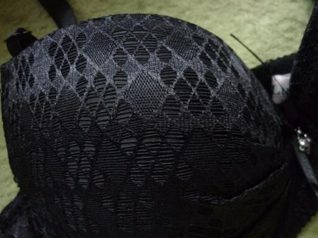 Cierna podprda 2, 105c