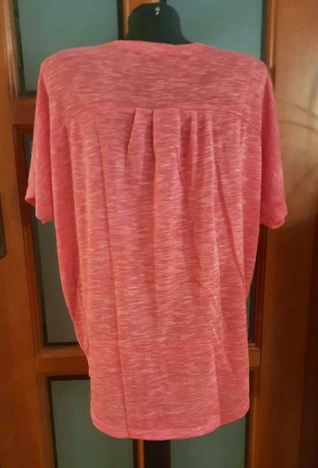 Predám dámske tričko veľ.42-44, xl