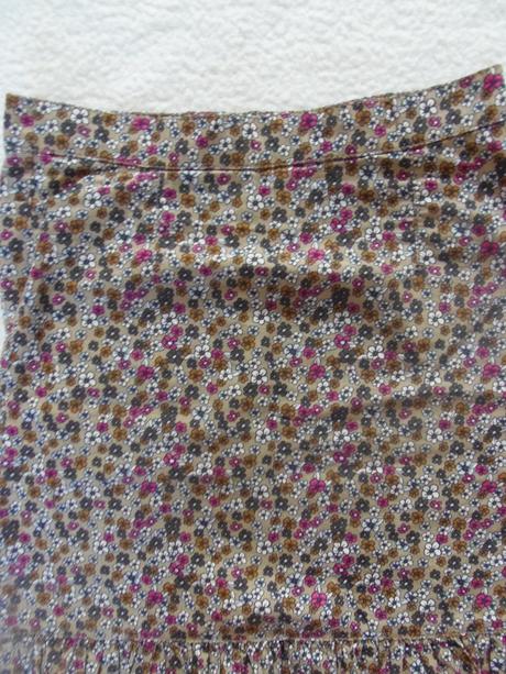 Krásna sukňa - kvietky, 122
