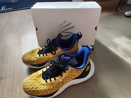 Basketbalové tenisky curry 10, veľkosť 42,5, under armour,43