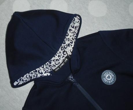 Športová mikina na 3 až 4 roky, 104