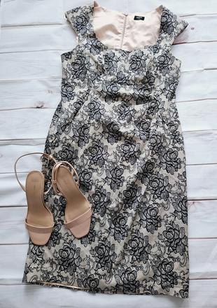 Krásne šaty oasis, 42