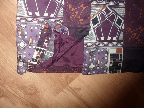 Dámske púzdrové šaty, m