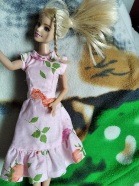 Oblečenie pre babiku typu barbie,