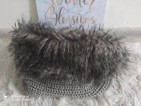 Nákrčník reserved, reserved