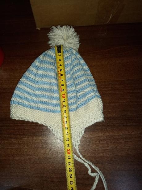 Modrá čiapočka, 98